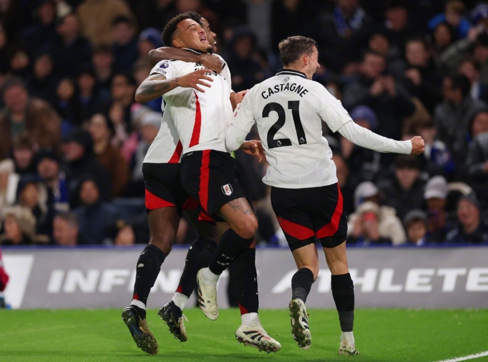 极端案例：解析“数学家卡尔达诺”作为职业赌徒的传奇人生。（从数学家到职业赌徒：卡尔达诺的传奇人生解读）