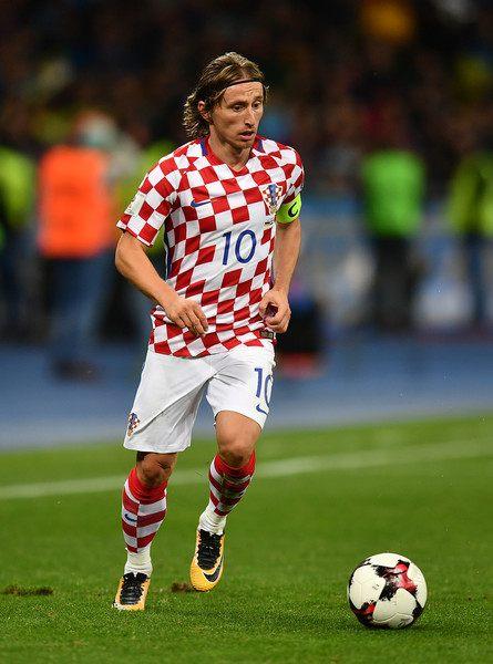 《潜行者2》发售一周年Steam七折促销 现已登陆PS5