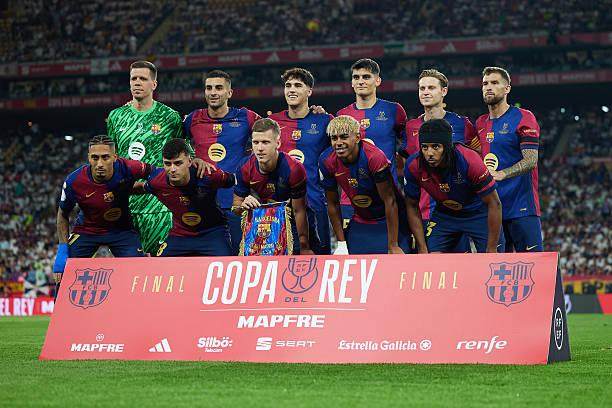 官方：麦克托米奈当选2025意大利足球盛典年度最佳球员