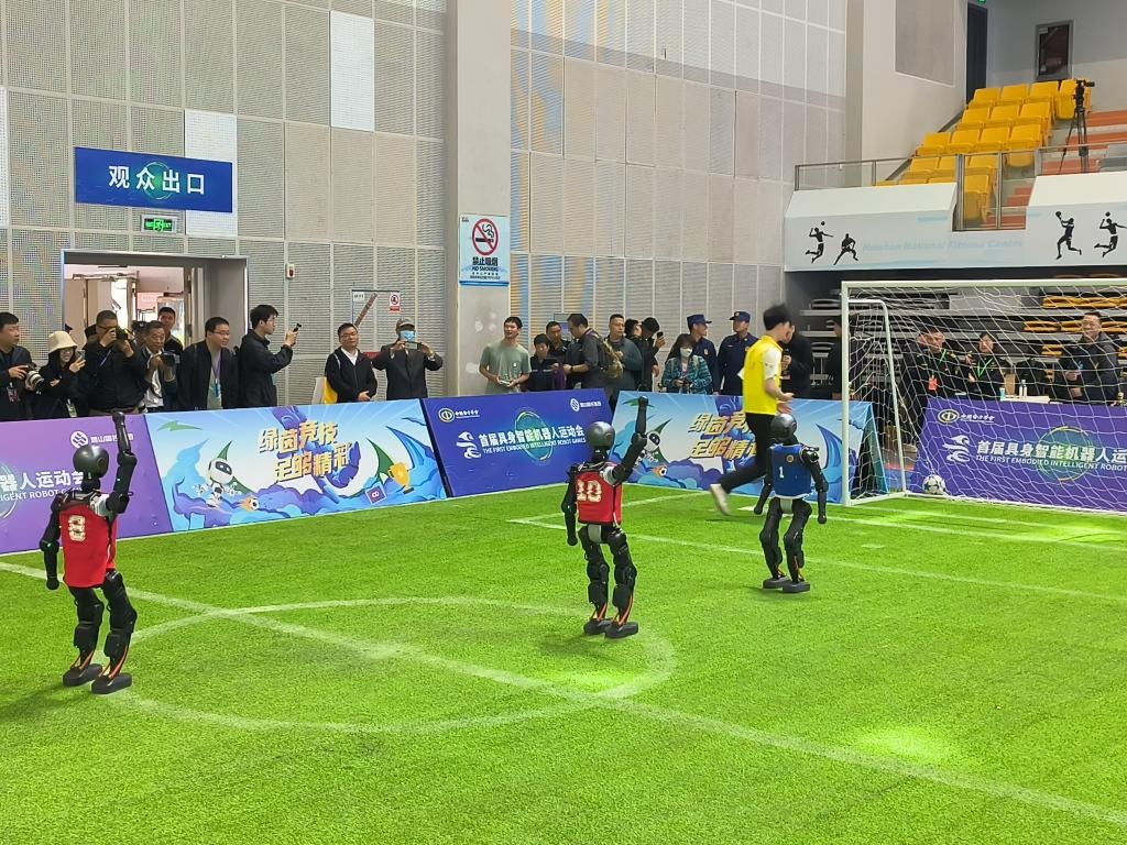 NBA杯战报：瓦塞尔35分，穆雷空砍37分，马刺139-136掘金